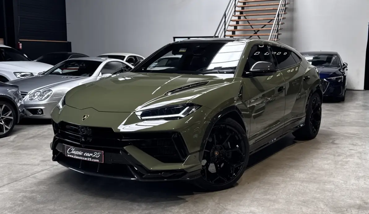 Lamborghini URUS