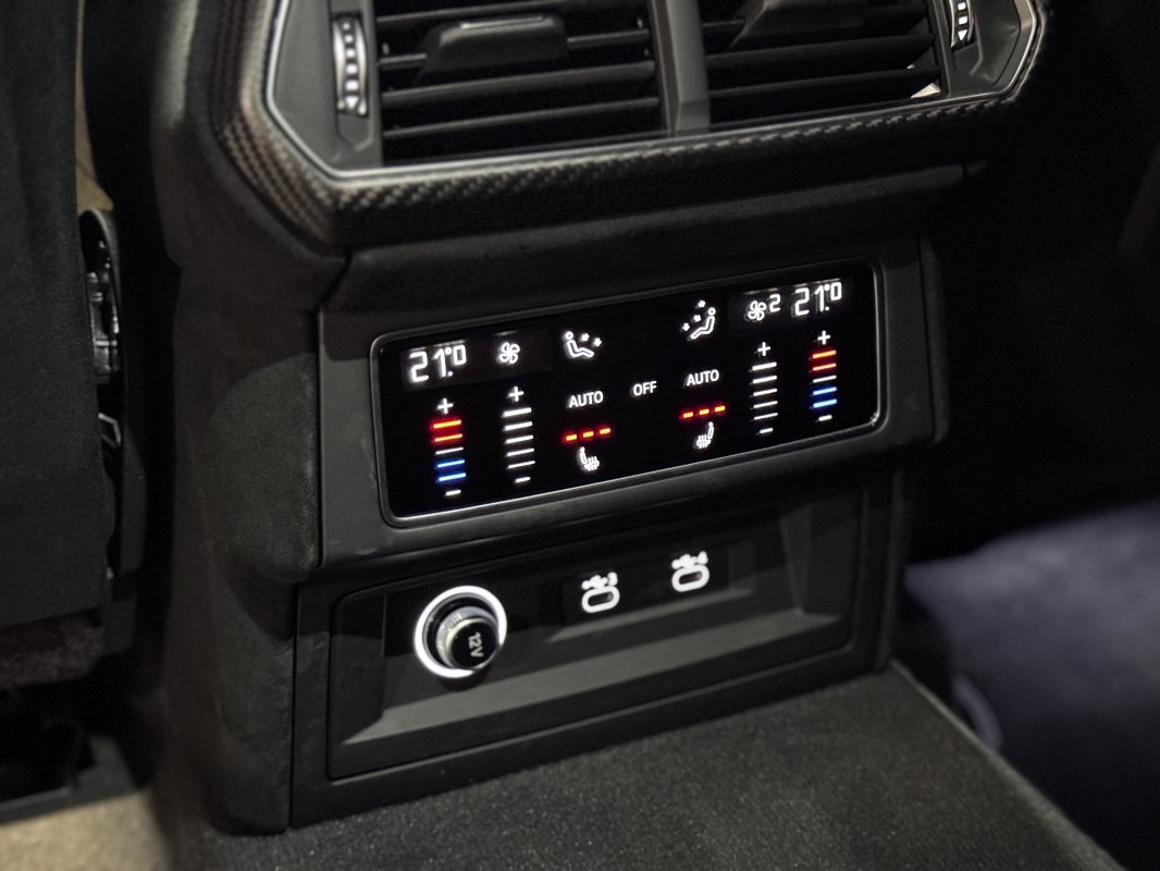 Lamborghini URUS 4.0 V8 666CH PERFORMANTE 60E ANNIVERSARIO BITURBO
