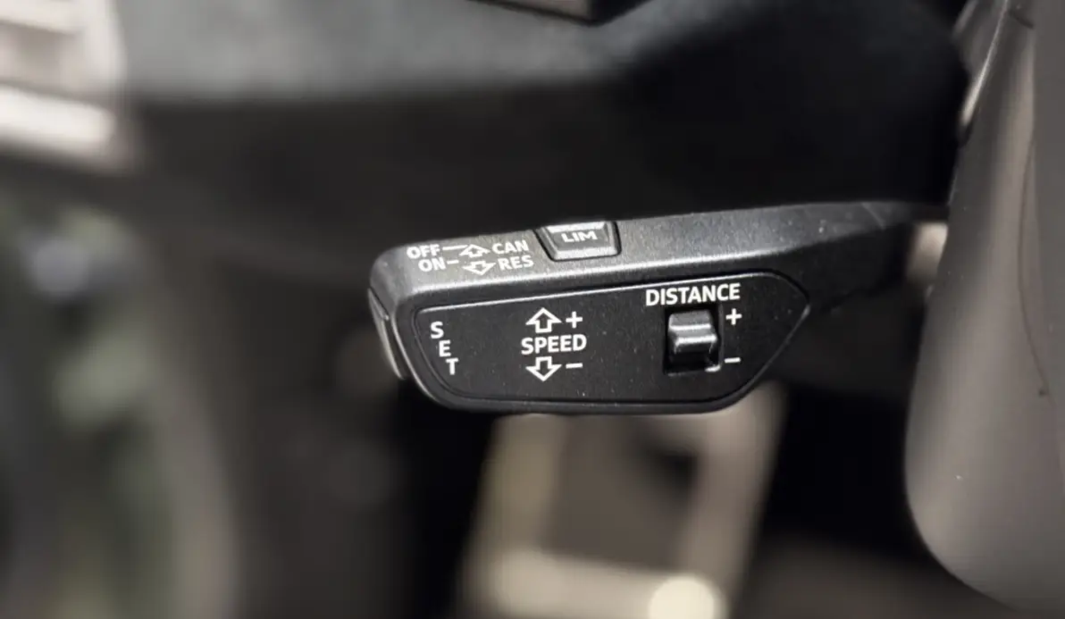 Lamborghini URUS 4.0 V8 666CH PERFORMANTE 60E ANNIVERSARIO BITURBO