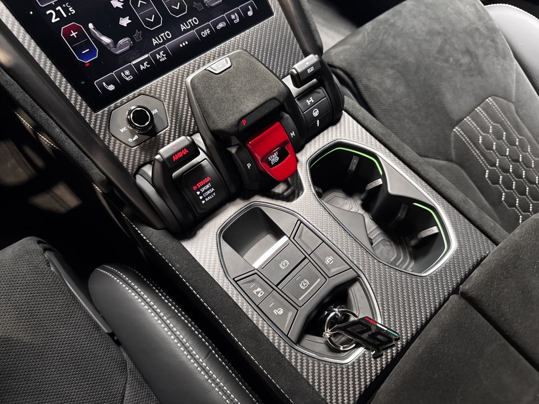 Lamborghini URUS 4.0 V8 666CH PERFORMANTE 60E ANNIVERSARIO BITURBO