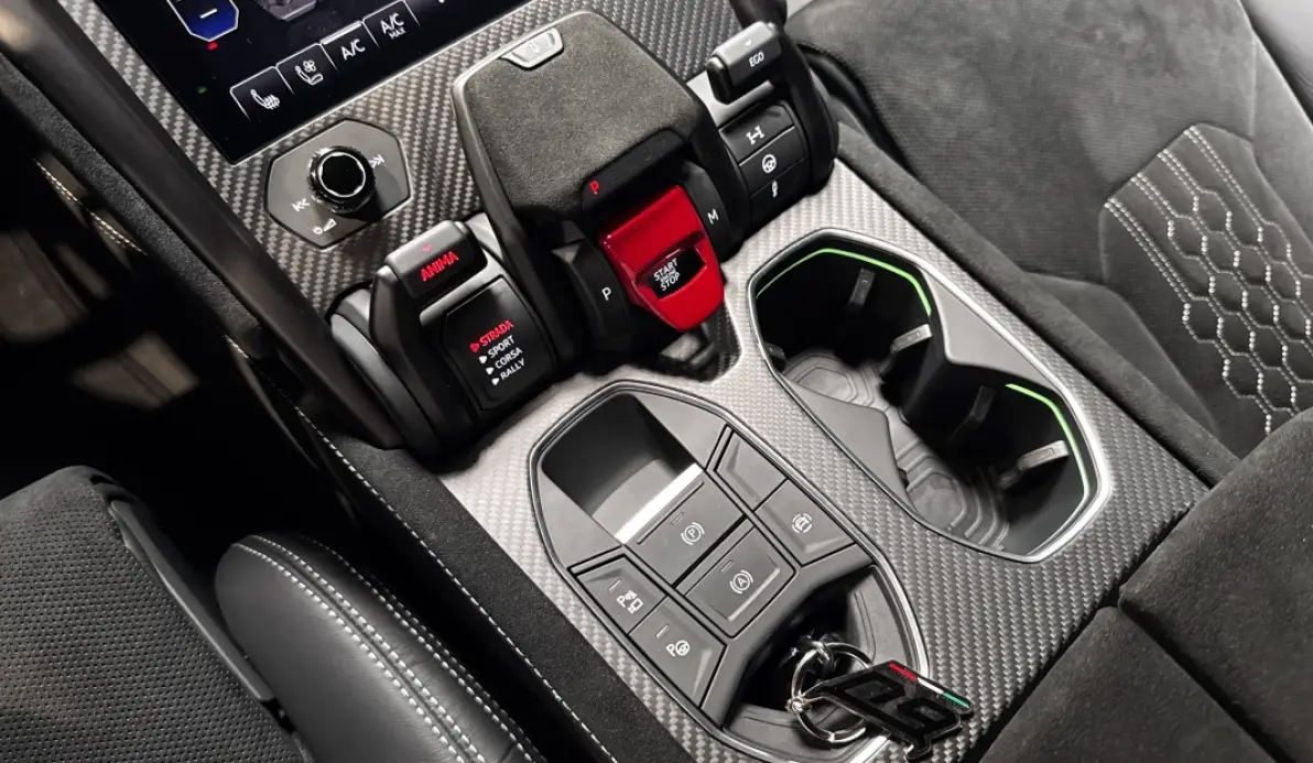 Lamborghini URUS 4.0 V8 666CH PERFORMANTE 60E ANNIVERSARIO BITURBO