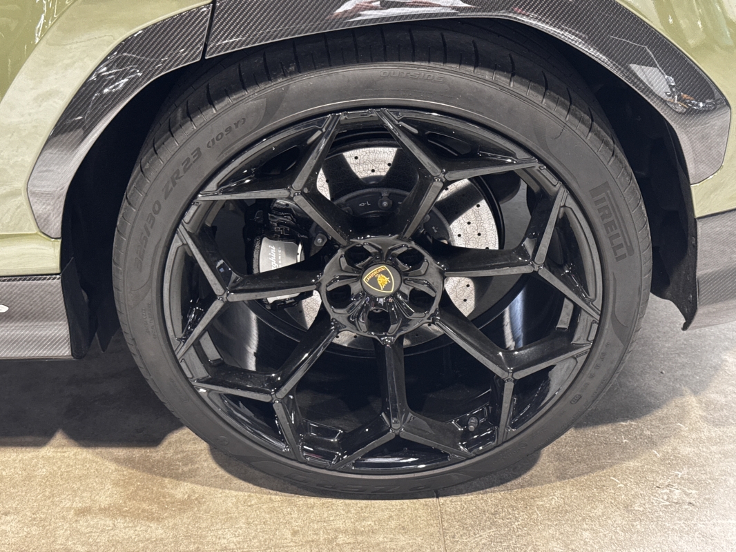 Lamborghini URUS 4.0 V8 666CH PERFORMANTE 60E ANNIVERSARIO BITURBO