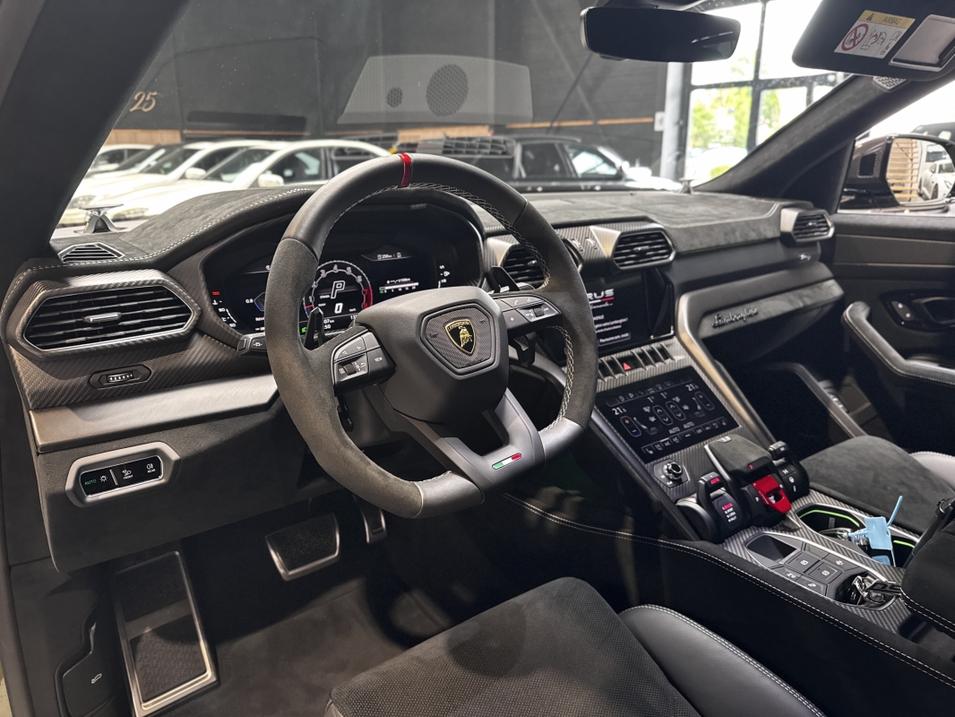 Lamborghini URUS 4.0 V8 666CH PERFORMANTE 60E ANNIVERSARIO BITURBO