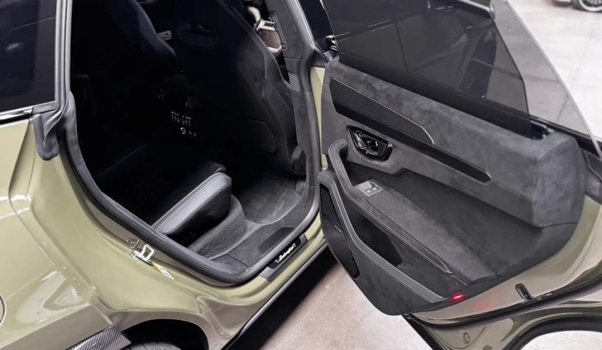Lamborghini URUS 4.0 V8 666CH PERFORMANTE 60E ANNIVERSARIO BITURBO