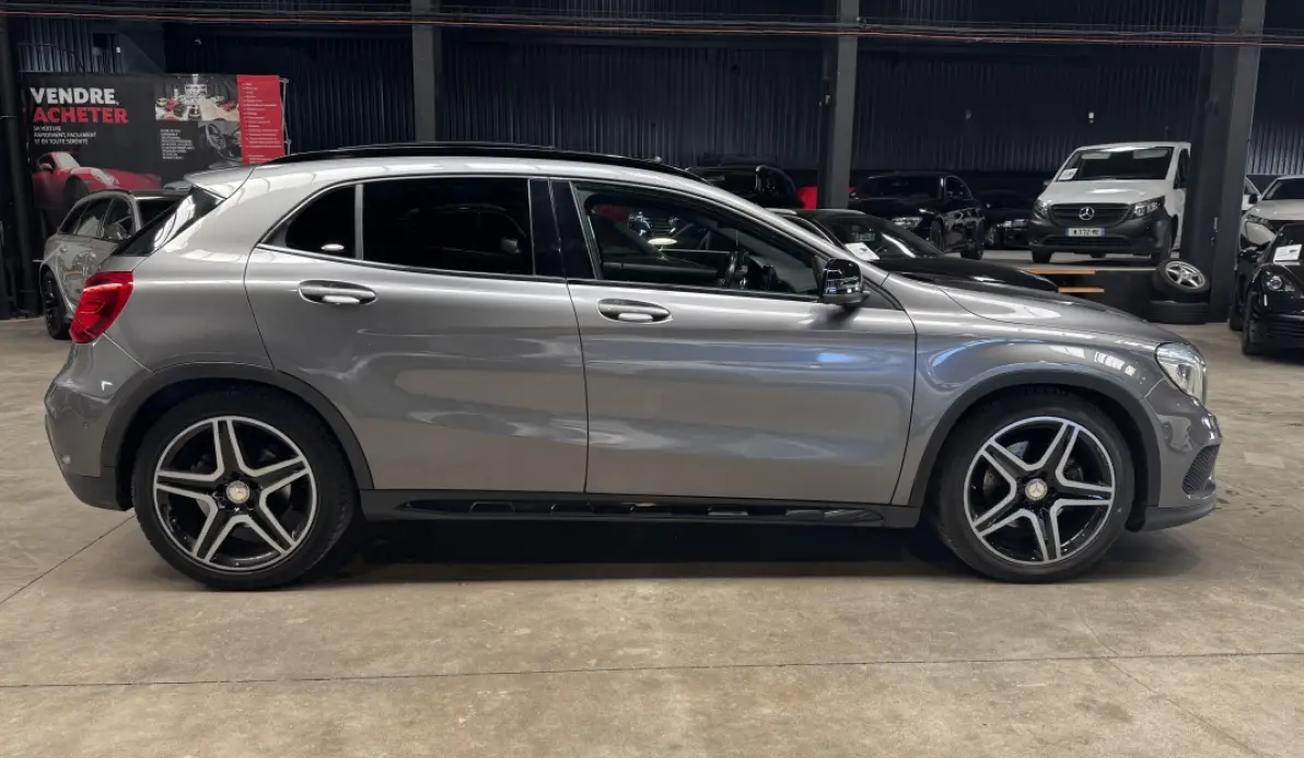 Mercedes GLA 220 D FASCINATION 4MATIC 7G-DCT