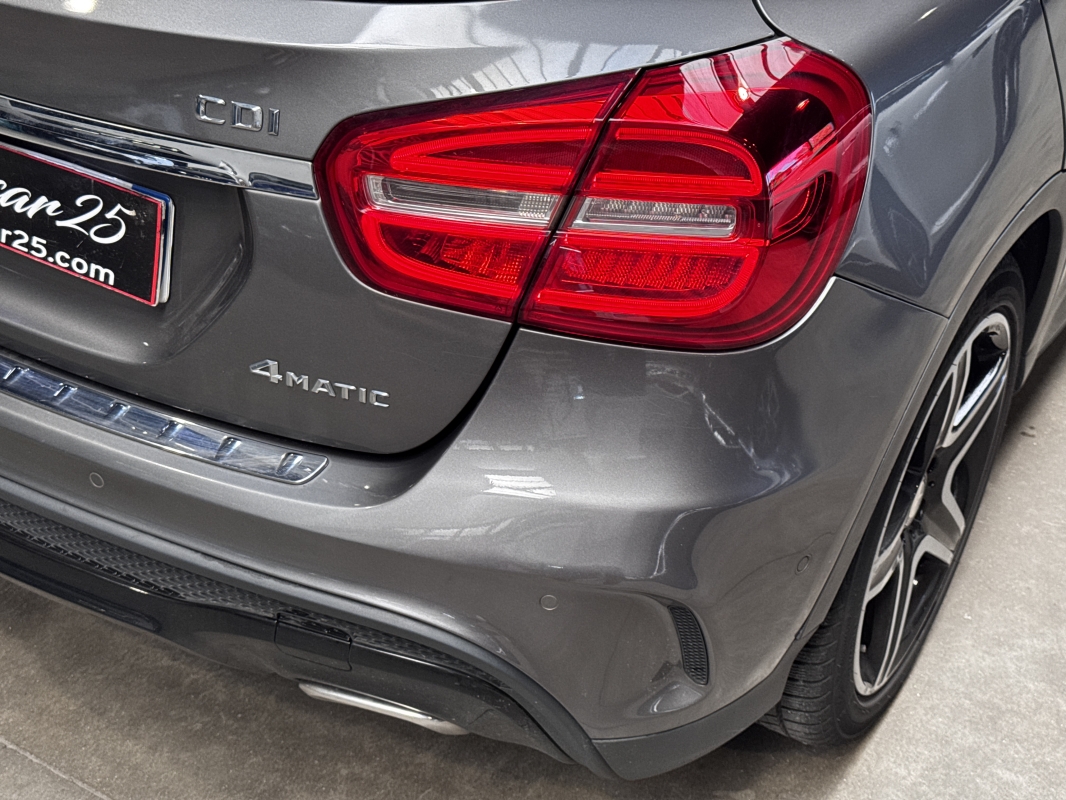 Mercedes GLA