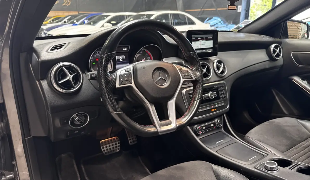 Mercedes GLA 220 D FASCINATION 4MATIC 7G-DCT