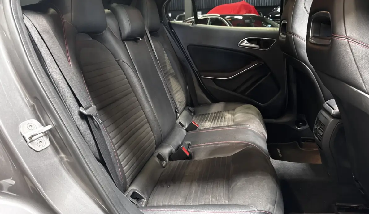 Mercedes GLA 220 D FASCINATION 4MATIC 7G-DCT