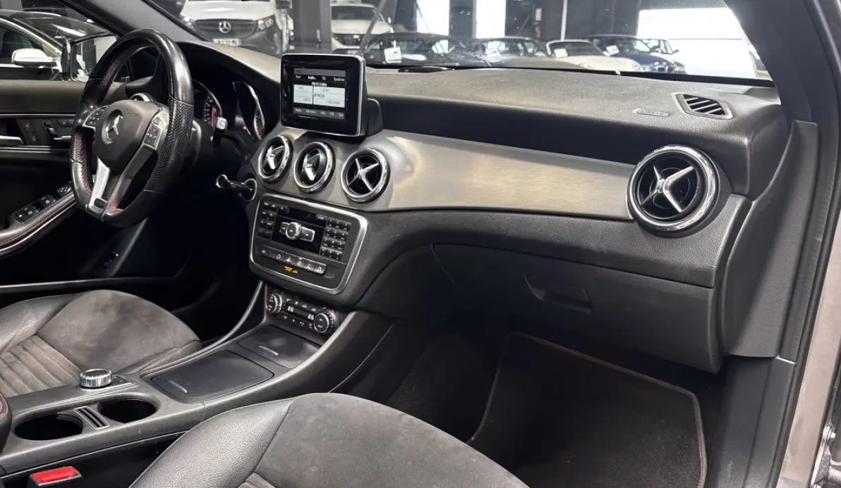 Mercedes GLA 220 D FASCINATION 4MATIC 7G-DCT