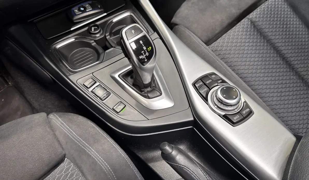 Bmw Série 1 M 135I A XDRIVE 320CH N55 5P / CARNET BMW / 2e MAINS  (F20/21)