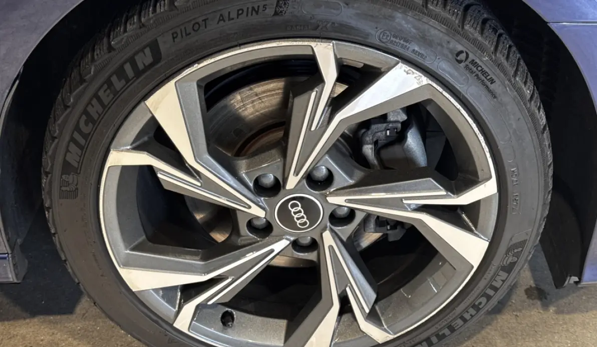 Audi A3 35 TFSI 150CH MILD HYBRID S LINE S TRONIC 7