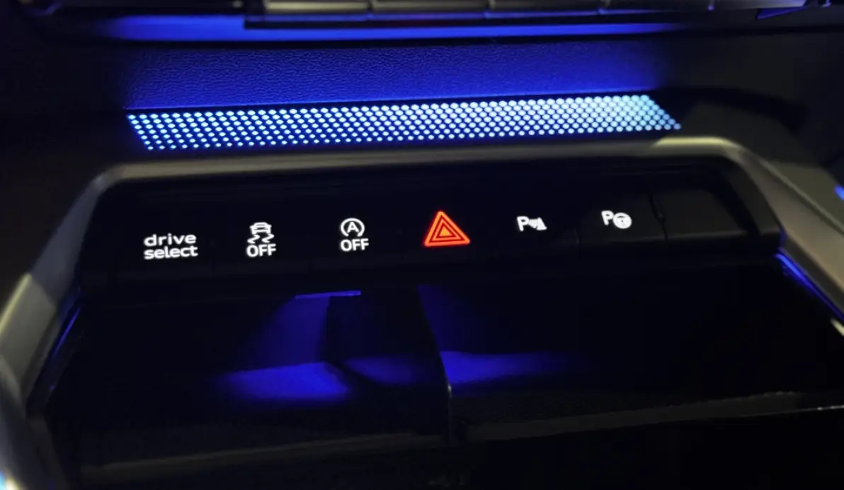 Audi A3 35 TFSI 150CH MILD HYBRID S LINE S TRONIC 7