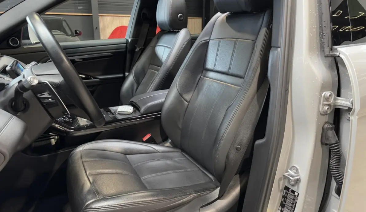 Land rover Range Rover Évoque 2.0 D 200CH R-DYNAMIC SE AWD BVA