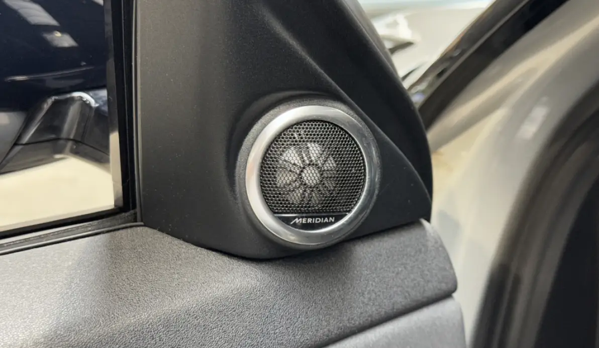 Land rover Range Rover Évoque 2.0 D 200CH R-DYNAMIC SE AWD BVA