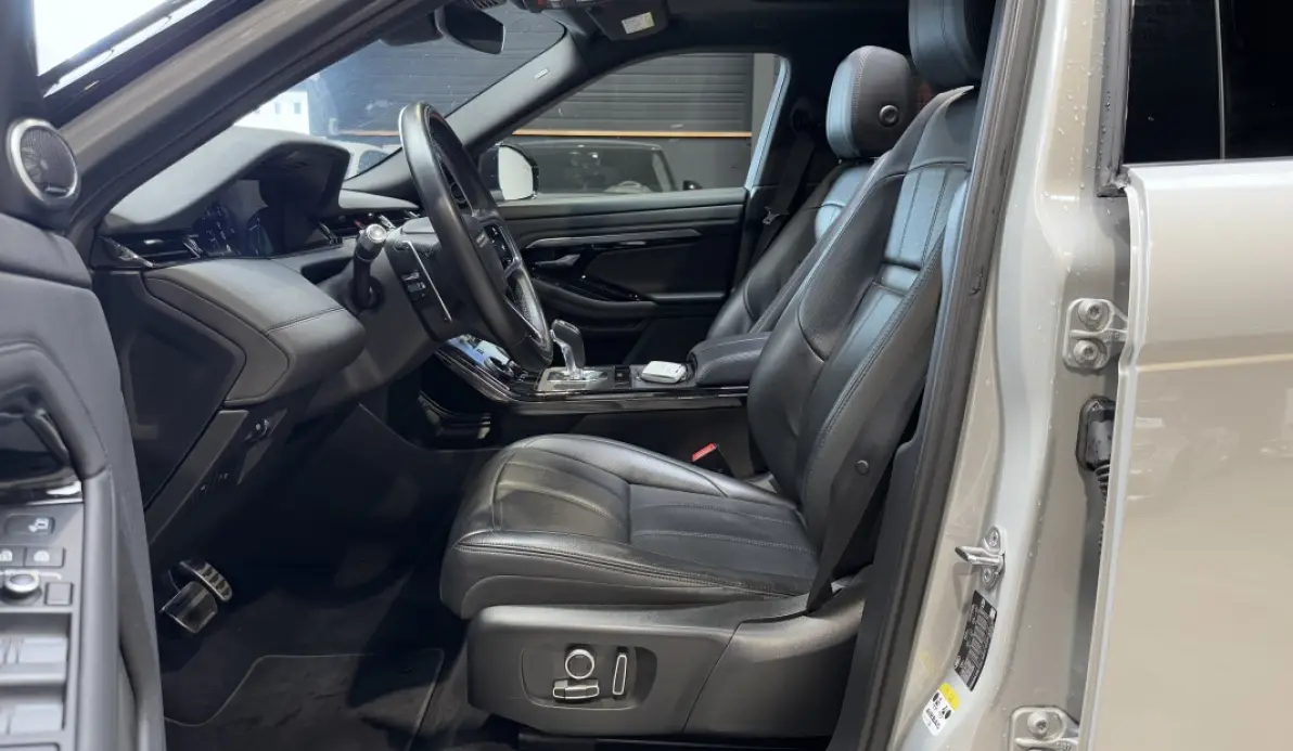 Land rover Range Rover Évoque 2.0 D 200CH R-DYNAMIC SE AWD BVA