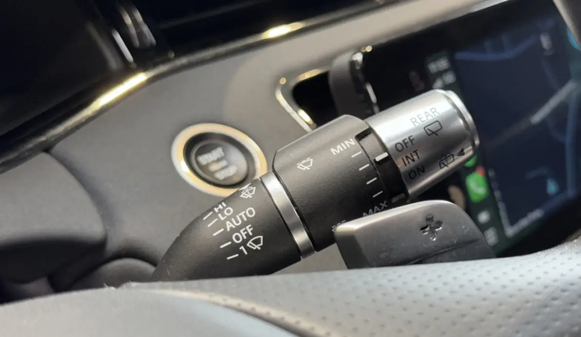 Land rover Range Rover Évoque 2.0 D 200CH R-DYNAMIC SE AWD BVA