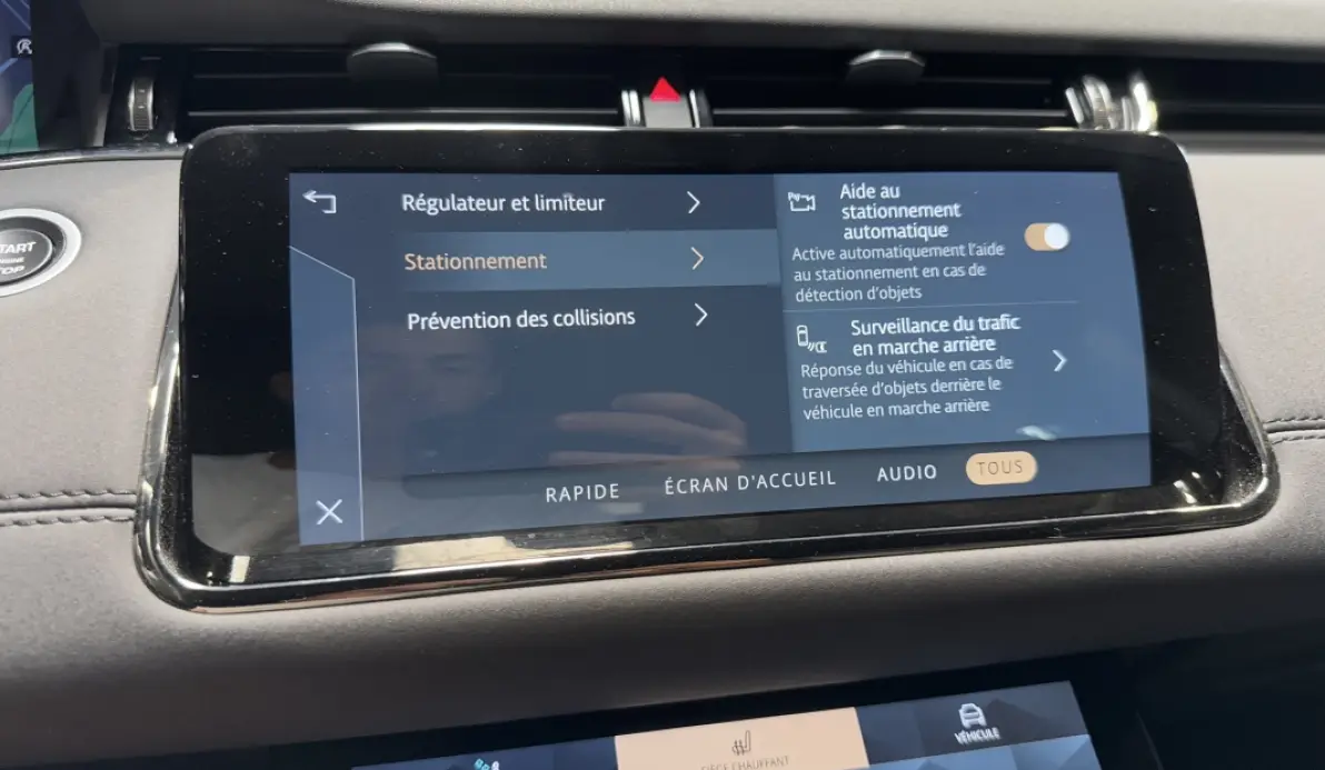 Land rover Range Rover Évoque 2.0 D 200CH R-DYNAMIC SE AWD BVA