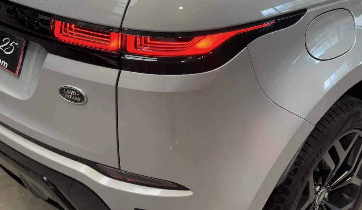 Land rover Range Rover Évoque 2.0 D 200CH R-DYNAMIC SE AWD BVA