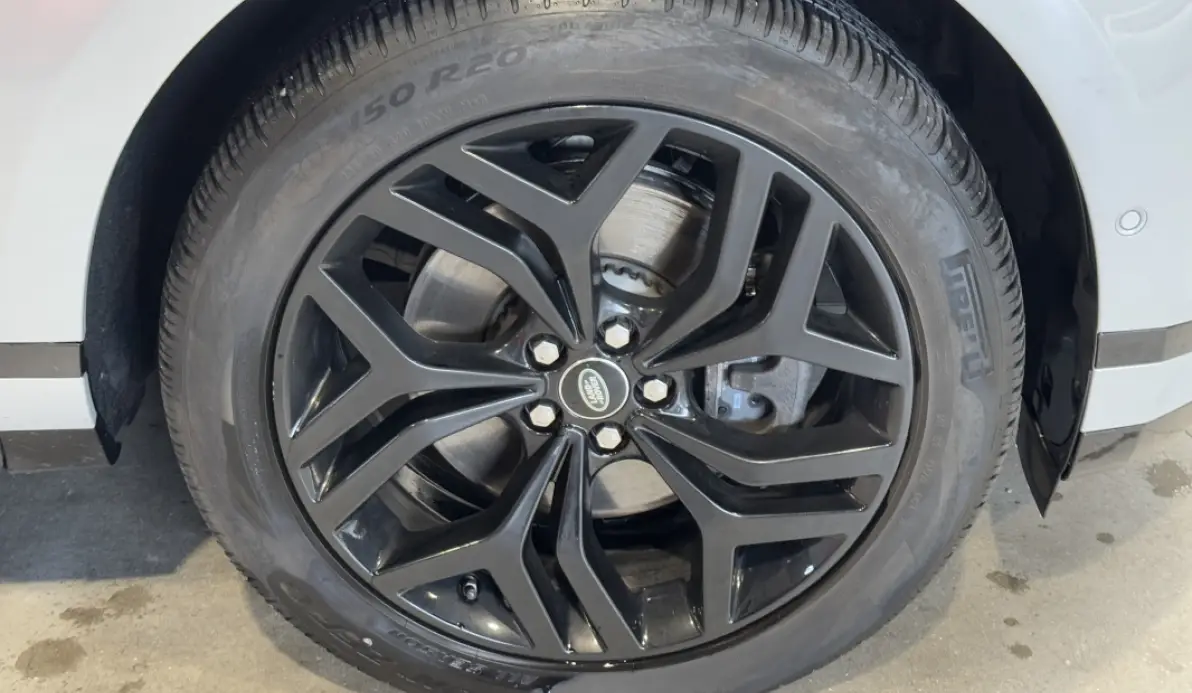 Land rover Range Rover Évoque 2.0 D 200CH R-DYNAMIC SE AWD BVA