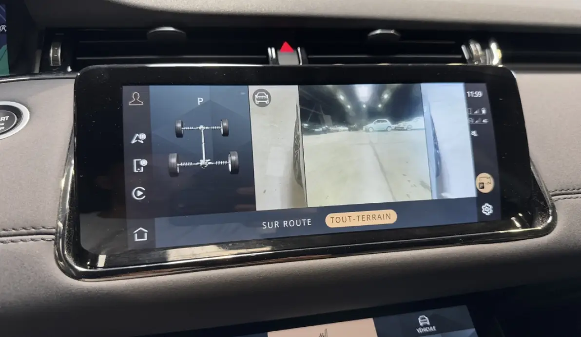 Land rover Range Rover Évoque 2.0 D 200CH R-DYNAMIC SE AWD BVA