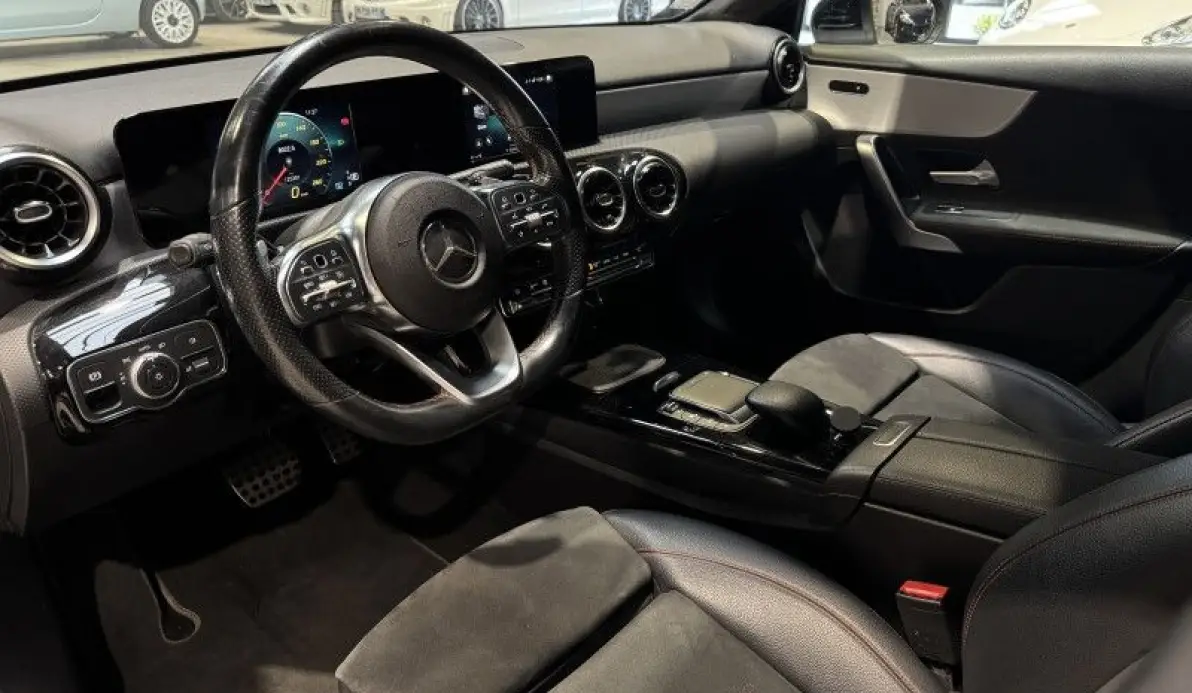 Mercedes Classe A 200 163CH AMG LINE 7G-DCT 9CV