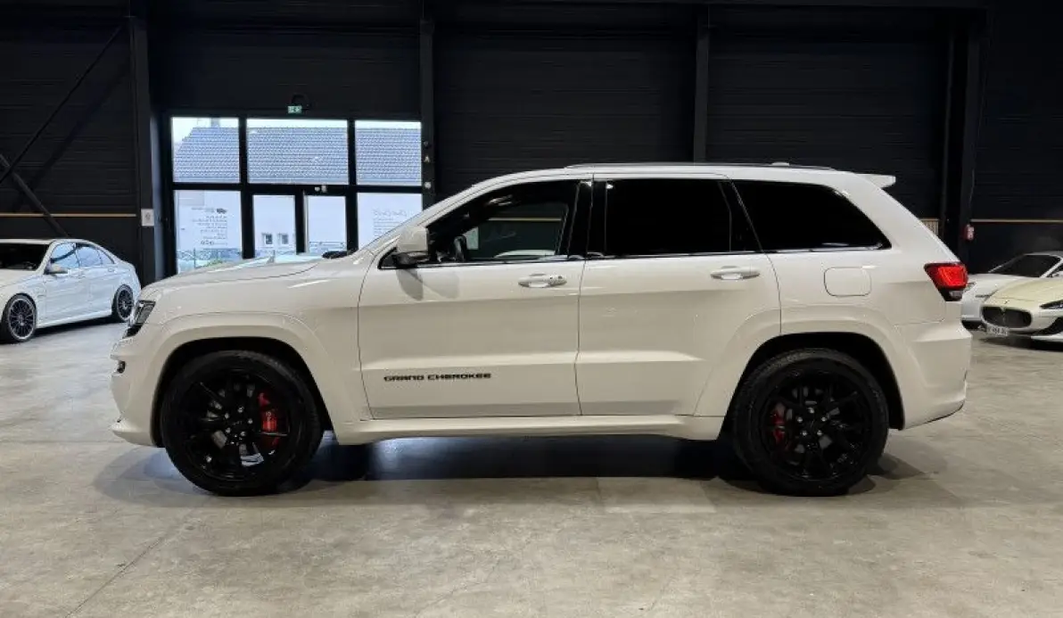 Jeep Grand Cherokee SRT 6.4 V8 HEMI 468CH SRT BVA8