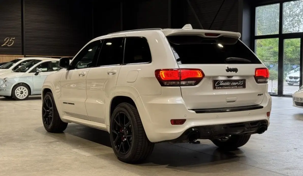 Jeep Grand Cherokee SRT 6.4 V8 HEMI 468CH SRT BVA8