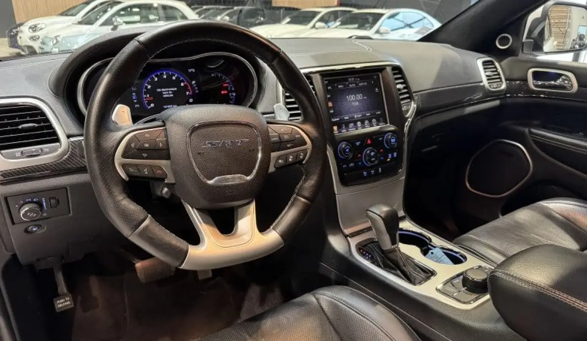 Jeep Grand Cherokee SRT 6.4 V8 HEMI 468CH SRT BVA8