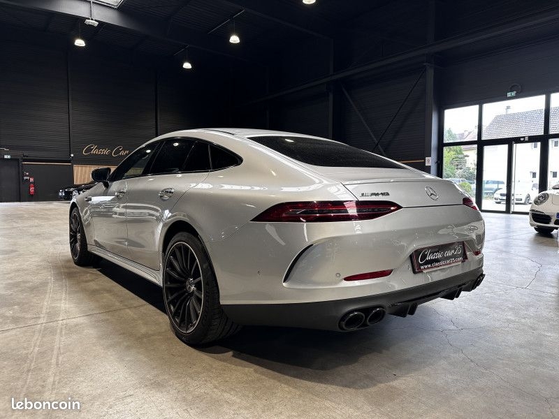Mercedes AMG GT