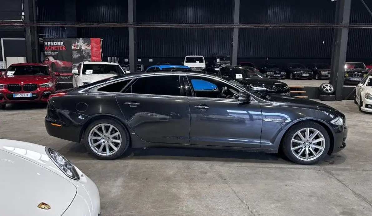 Jaguar XJ 3.0D V6 LUXE PREMIUM LONG BVA6