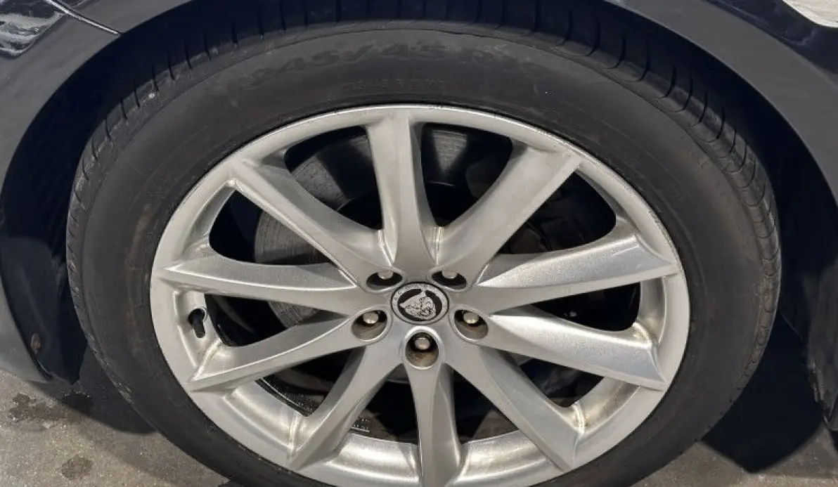 Jaguar XJ 3.0D V6 LUXE PREMIUM LONG BVA6