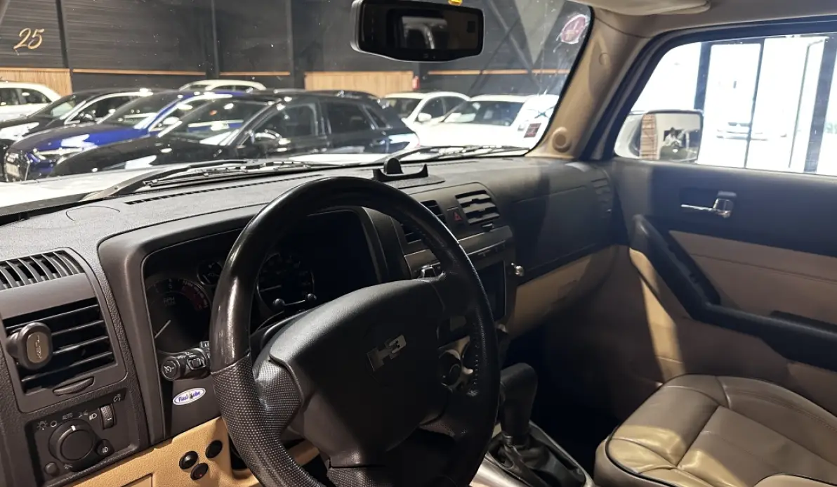 Hummer H3 T V8 5.3 BA - 304 ch - UNIQUE