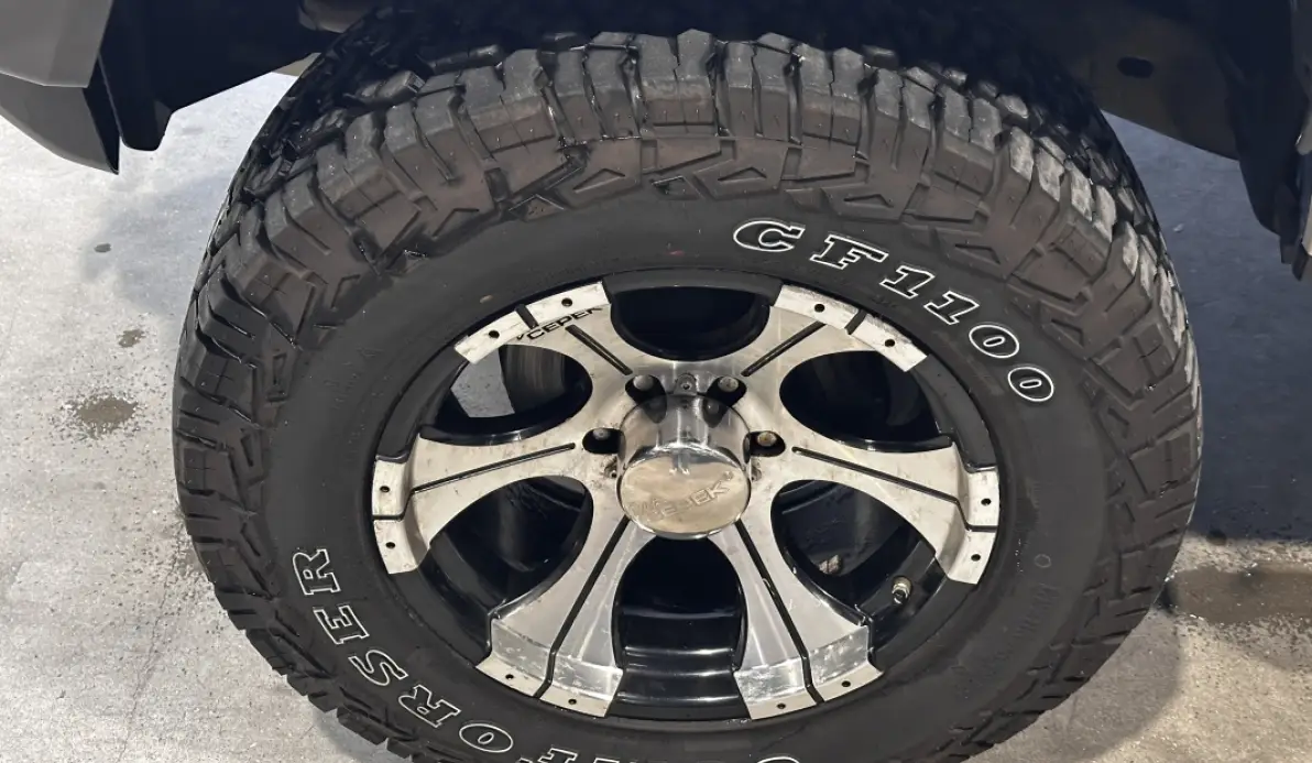 Hummer H3 T V8 5.3 BA - 304 ch - UNIQUE