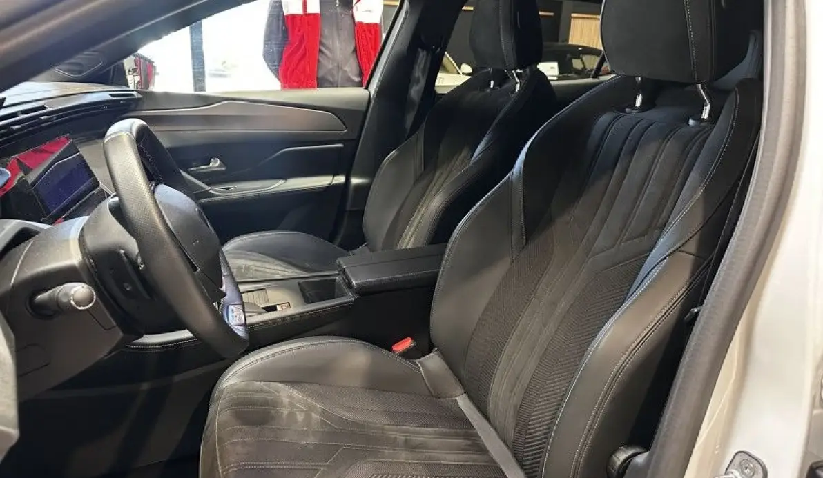 Peugeot 408 GT 1.2 PURETECH 130CH S&S EAT8 - 1ère main