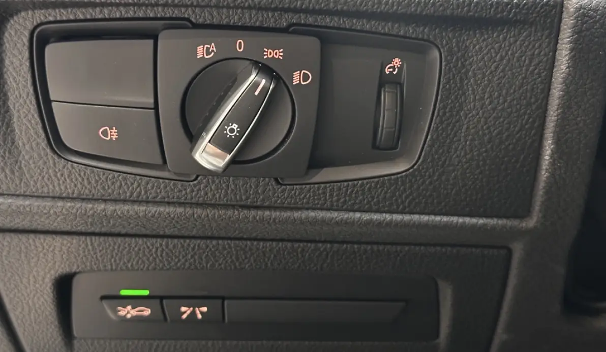 Bmw Série 1 SERIE 1 (F21/F20) 135IA XDRIVE 320CH M 5P