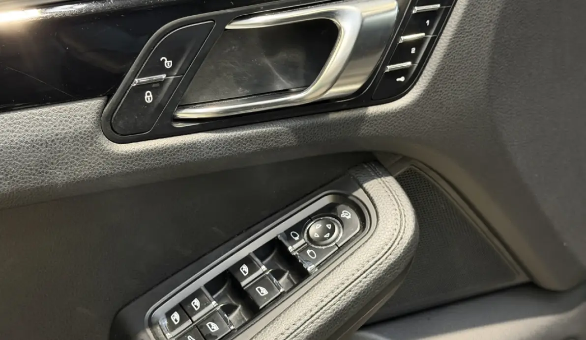 Porsche Macan (95B) 3.0 V6 258CH S DIESEL PDK