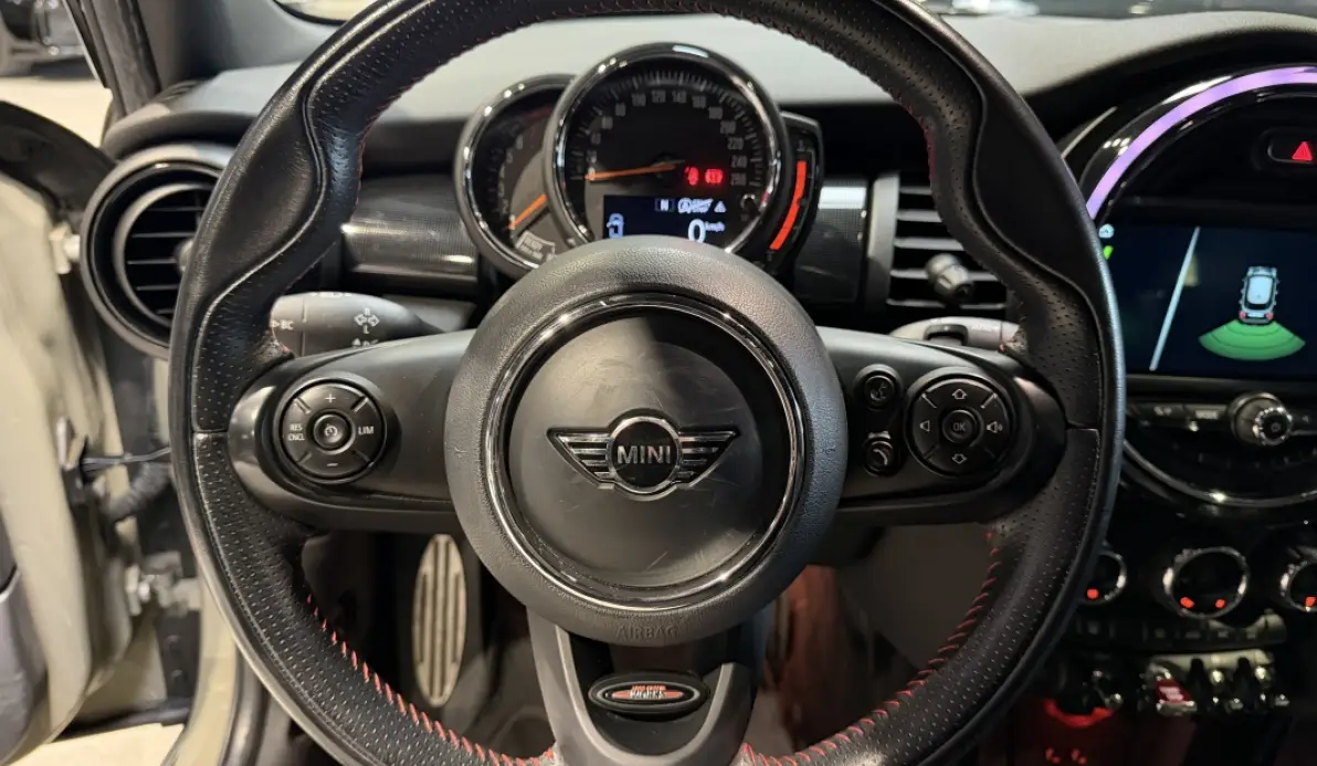 Mini cooper 5 PORTES COOPER 136CH JOHN COOPER WORKS