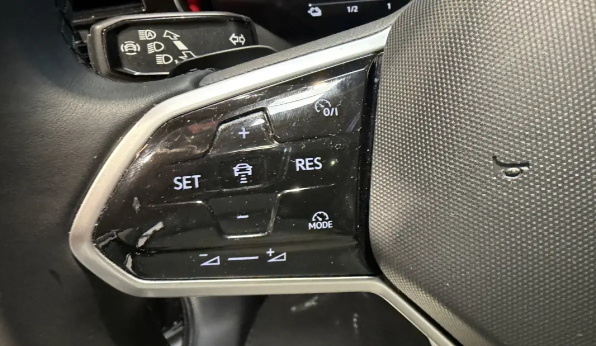 Volkswagen Touareg 3.0 TSI EHYBRID 381CH ELEGANCE 4MOTION BVA8