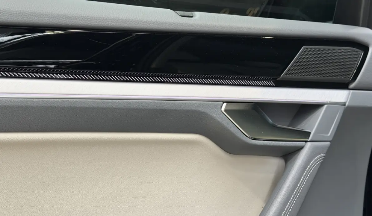 Volkswagen Touareg 3.0 TSI EHYBRID 381CH ELEGANCE 4MOTION BVA8