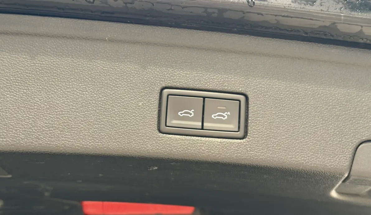 Volkswagen Touareg 3.0 TSI EHYBRID 381CH ELEGANCE 4MOTION BVA8