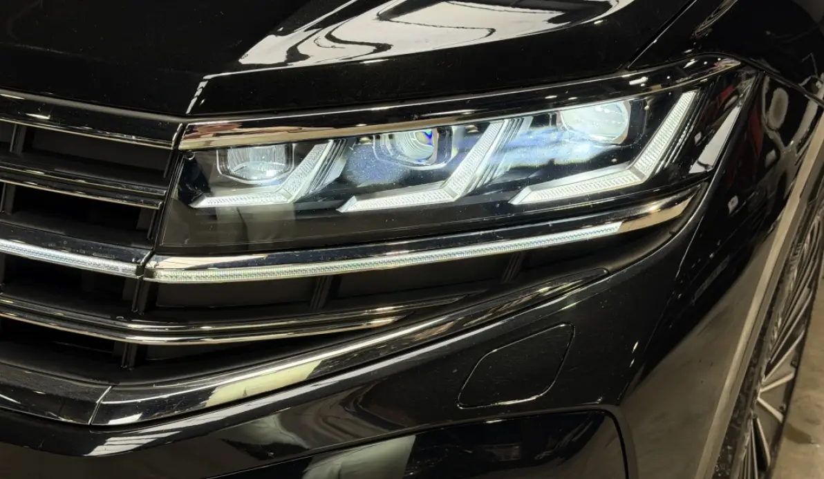 Volkswagen Touareg 3.0 TSI EHYBRID 381CH ELEGANCE 4MOTION BVA8