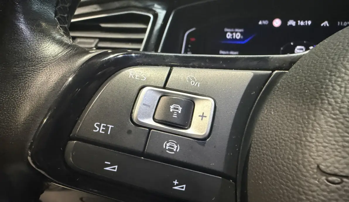 Volkswagen T-roc 2.0 TSI 300CH R 4-MOTION DSG7