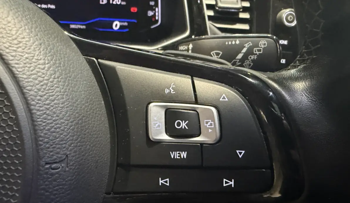 Volkswagen T-roc 2.0 TSI 300CH R 4-MOTION DSG7