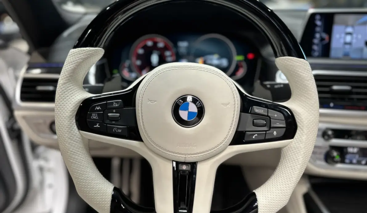 Bmw Série 7 730DA INDIVIDUAL XDRIVE 265CH M SPORT - FULL OPTIONS