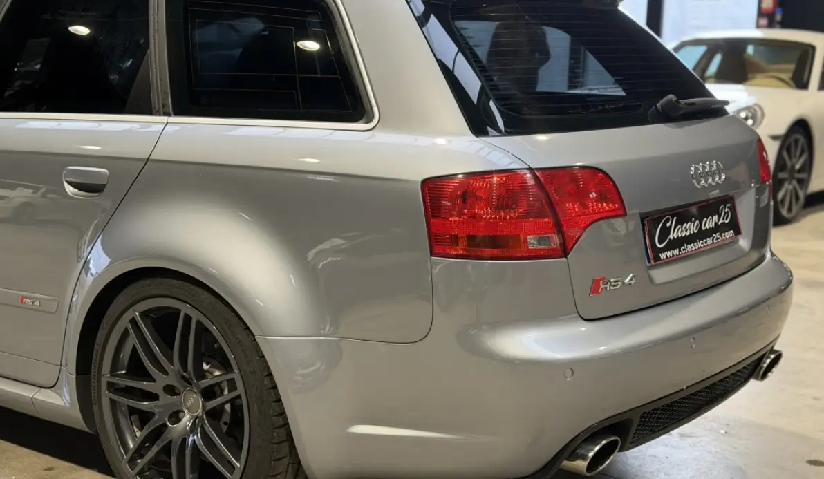 Audi RS4 4.2 V8 420CH QUATTRO