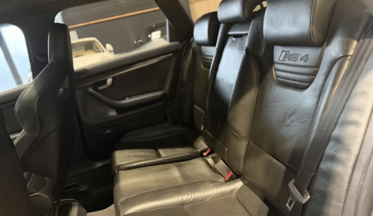 Audi RS4 4.2 V8 420CH QUATTRO