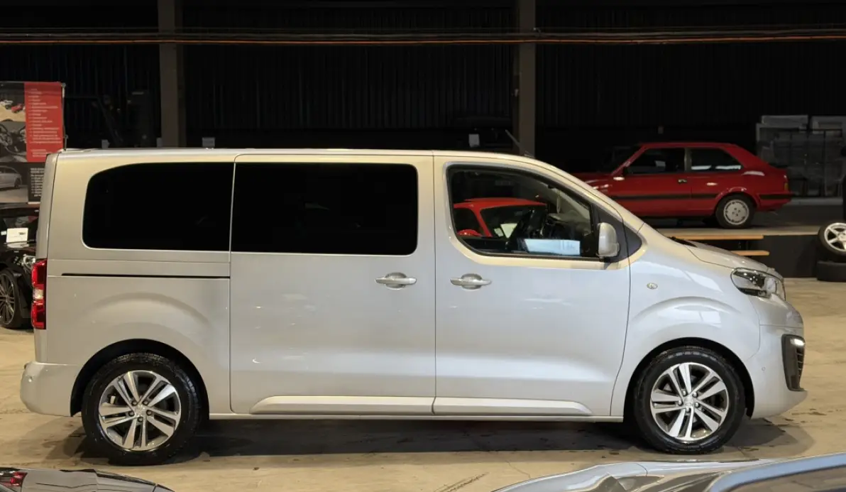 Peugeot Traveller 2.0 BLUEHDI 180CH STANDARD BUSINESS VIP S&S EAT6