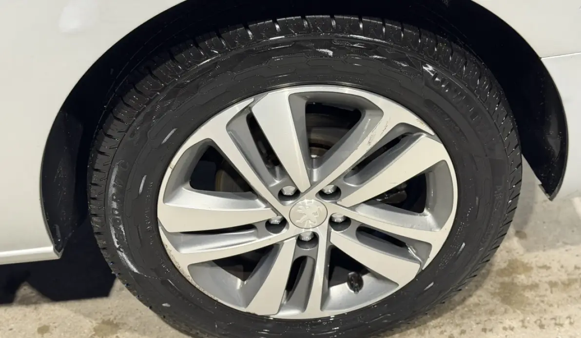 Peugeot Traveller 2.0 BLUEHDI 180CH STANDARD BUSINESS VIP S&S EAT6