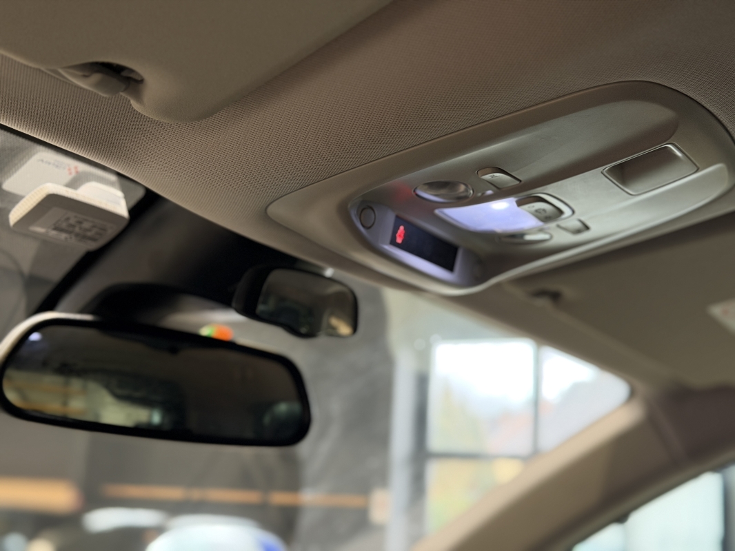 Peugeot Traveller 2.0 BLUEHDI 180CH STANDARD BUSINESS VIP S&S EAT6