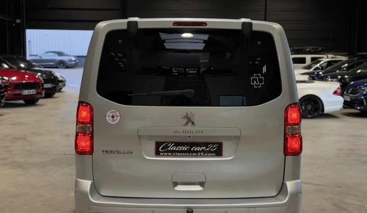 Peugeot Traveller 2.0 BLUEHDI 180CH STANDARD BUSINESS VIP S&S EAT6